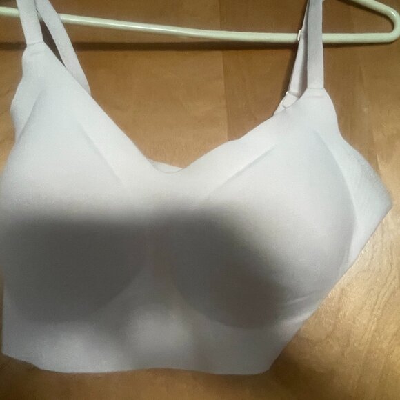 Neiwai Barely Zero Bra - Picture 3 of 6